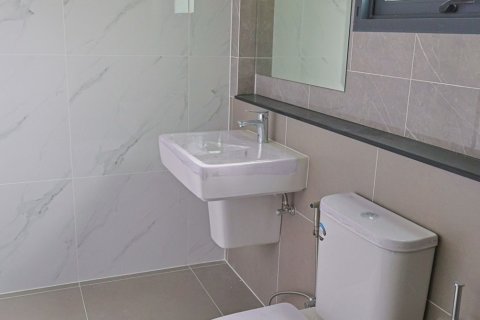 House in Bang Kaeo, Thailand 4 bedrooms № 153418 - photo 18