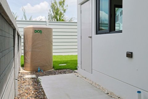 House in Bang Kaeo, Thailand 4 bedrooms № 153418 - photo 9