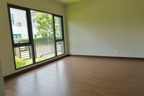 House in Bang Kaeo, Thailand 4 bedrooms № 153418 - photo 20