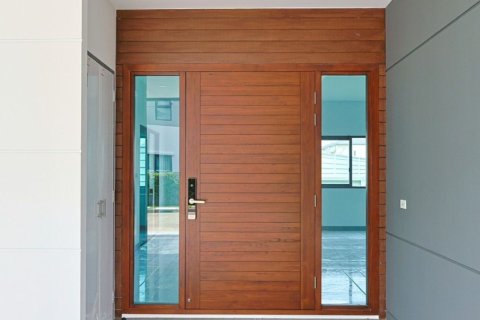 House in Bang Kaeo, Thailand 4 bedrooms № 153418 - photo 4