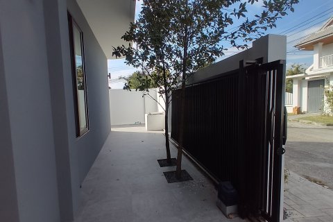 House in Hang Dong, Thailand 4 bedrooms № 153414 - photo 11