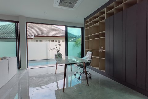 House in Hang Dong, Thailand 4 bedrooms № 153414 - photo 6