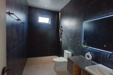 House in Hang Dong, Thailand 4 bedrooms № 153414 - photo 12