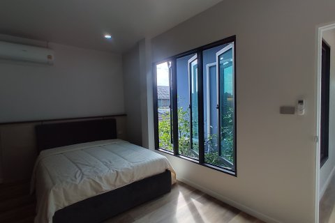 House in Hang Dong, Thailand 4 bedrooms № 153414 - photo 25