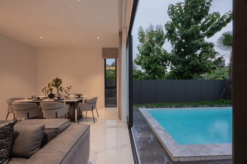 Вилла в Ханг Донге, Таиланд с 5 спальнями  № 153412 - фото 16