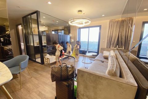 Кондоминиум с 2 спальнями в Чатучаке, Бангкок, Таиланд № 152886 - фото 4