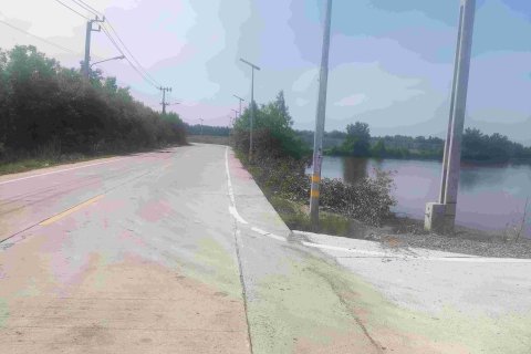 Land in Samut Prakan, Thailand 25016 sq.m. № 152885 - photo 2