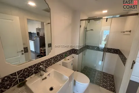 Condominio de 1 dormitorio en Jomtien Beach, Pattaya, Tailandia № 212805 - foto 4