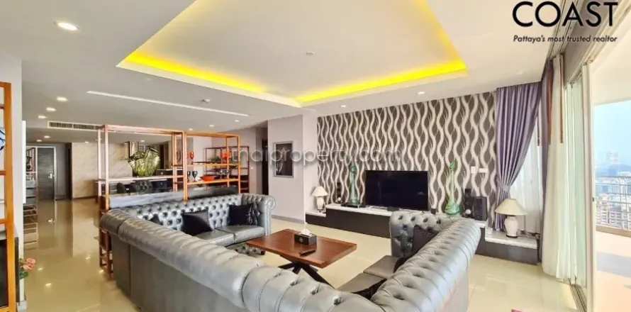 Condominio de 3 dormitorios en Jomtien Beach, Pattaya, Tailandia № 212801