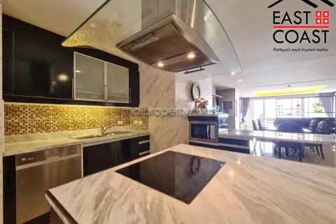 Condominio de 3 dormitorios en Jomtien Beach, Pattaya, Tailandia № 212801 - foto 11