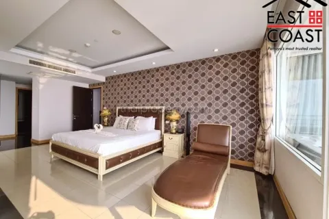 Condominio de 3 dormitorios en Jomtien Beach, Pattaya, Tailandia № 212801 - foto 24