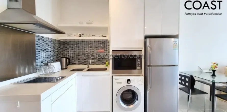 Condominio de 2 dormitorios en Pattaya, Tailandia № 212804