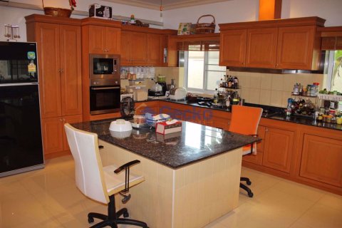 บ้านในพัทยา, ประเทศไทย 4 ห้องนอน № 197137 - รูปถ่าย 8
