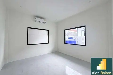 Casa de 3 dormitorios en Pattaya, Tailandia № 210859 - foto 5