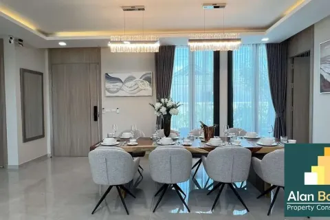 Casa de 5 dormitorios en Pattaya, Tailandia № 210855 - foto 16