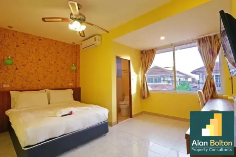 Casa de 7 dormitorios en Jomtien Beach, Pattaya, Tailandia № 210781 - foto 6