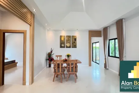 Casa de 3 dormitorios en Pattaya, Tailandia № 210780 - foto 19