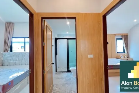 Casa de 3 dormitorios en Pattaya, Tailandia № 210780 - foto 9