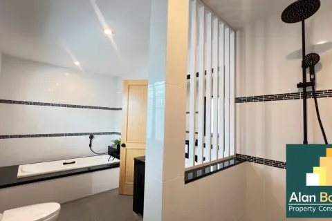 Casa de 3 dormitorios en Pattaya, Tailandia № 210780 - foto 5