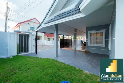 Casa de 3 dormitorios en Pattaya, Tailandia № 210782 - foto 4