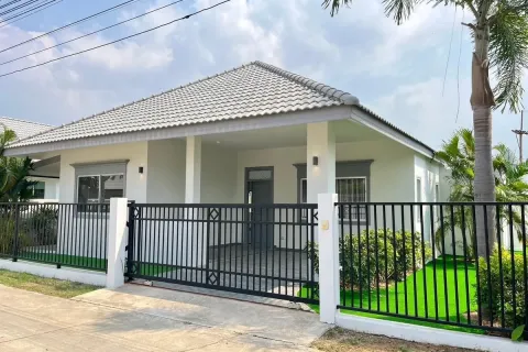Casa de 2 dormitorios en Pattaya, Tailandia № 210779 - foto 18