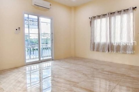 Townhouse in Khlung, Thailand 2 bedrooms № 149883 - photo 8