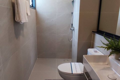 House in Bang Kaeo, Thailand 4 bedrooms № 115291 - photo 7