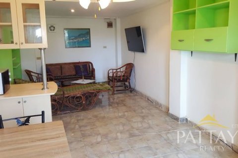 Condo in Pattaya, Thailand, 1 bedroom № 204501 - photo 2