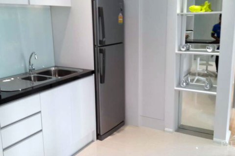 Condo sur Jomtien Beach, Pattaya, Thaïlande, 1 chambre № 204496 - photo 9