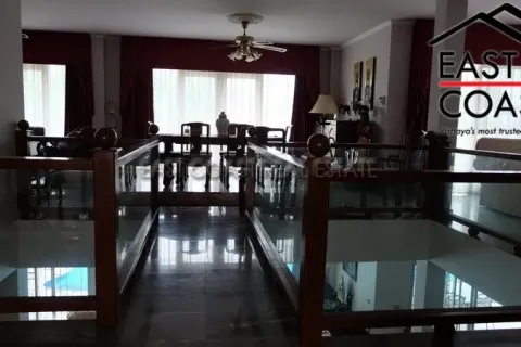 Haus in Pattaya, Thailand 4 Schlafzimmer № 213925 - Foto 16