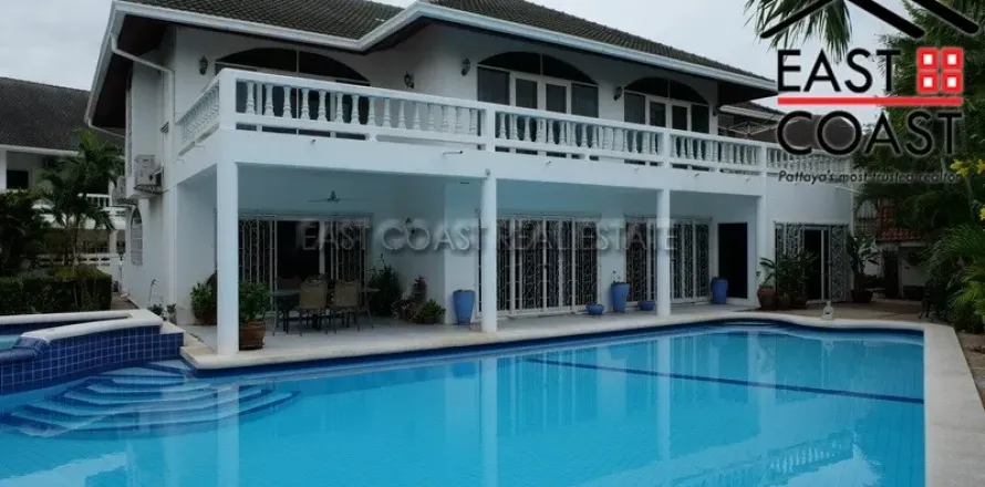 Haus in Pattaya, Thailand 4 Schlafzimmer № 213925