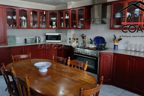Haus in Pattaya, Thailand 4 Schlafzimmer № 213925 - Foto 27