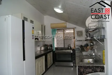Haus in Pattaya, Thailand 3 Schlafzimmer № 213923 - Foto 4