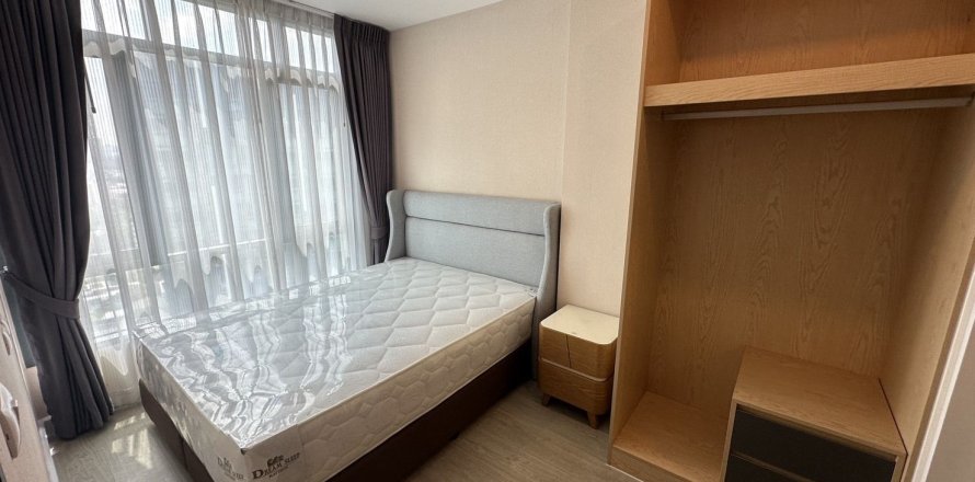 Кондоминиум с 2 спальнями в Банг Сью, Бангкок, Таиланд № 147630