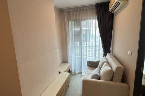 Кондоминиум с 2 спальнями в Банг Сью, Бангкок, Таиланд № 147630 - фото 2