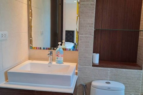 Кондоминиум с 2 спальнями в Ваттхане, Бангкок, Таиланд № 147627 - фото 5