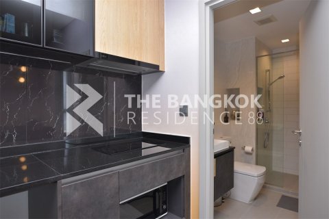 Condo in Bangkok, Thailand, 2 bedrooms № 185204 - photo 4