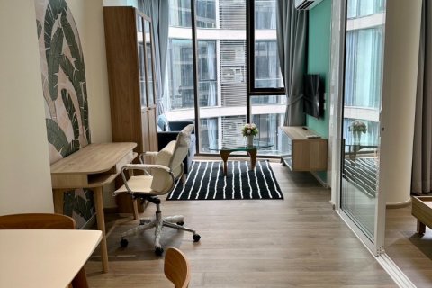 Condo à Khlong Toei, Bangkok, Thaïlande, 2 chambres  № 176472