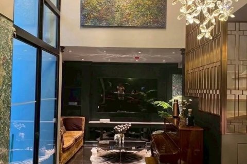 Condo in Pathum Wan, Bangkok, Thailand, 3 bedrooms  № 176477 - photo 3