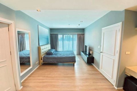 Condo à Khlong Toei, Bangkok, Thaïlande, 2 chambres  № 169576 - photo 4