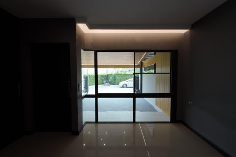 Таунхаус в Лат Пхрау, Бангкок, Таиланд с 3 спальнями  № 169575 - фото 12