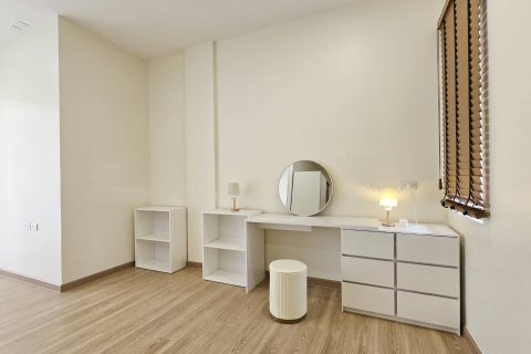 Townhouse à Lat Phrao, Bangkok, Thaïlande 2 chambres № 169577 - photo 5