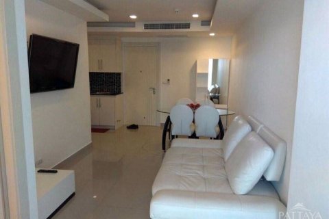Condo in Pattaya, Thailand, 1 bedroom № 204174 - photo 4