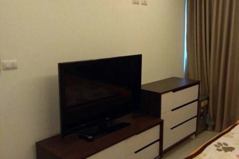 Condo in Pattaya, Thailand, 1 bedroom № 204174 - photo 1