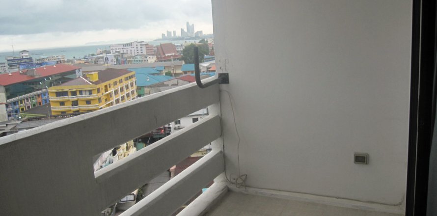 Studio in the Condo in Pattaya, Thailand № 204176
