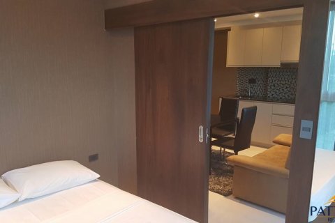 Condo in Pattaya, Thailand, 2 bedrooms № 204180 - photo 28