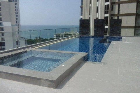 Condo in Pattaya, Thailand, 2 bedrooms № 204180 - photo 17