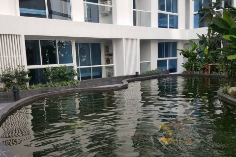 Condo in Pattaya, Thailand, 2 bedrooms № 204180 - photo 16