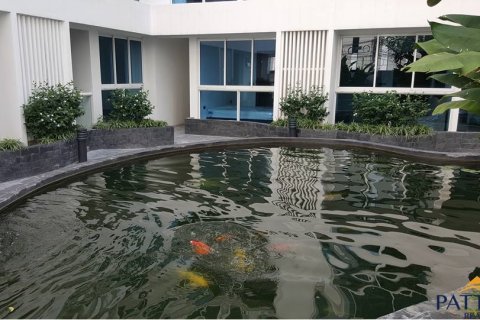 Condo in Pattaya, Thailand, 2 bedrooms № 204180 - photo 14