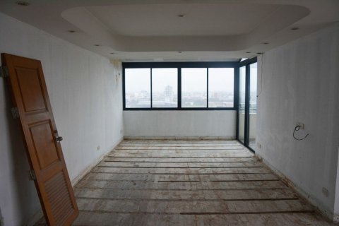 Condo in Watthana, Bangkok, Thailand, 5 bedrooms № 155183 - photo 14